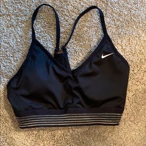 Black sports bra